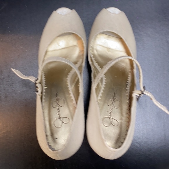 Jessica Simpson Peep toe platform with stacked heel Size 10 - Picture 3 of 4